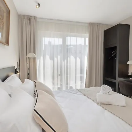 The Originals Boutique, Les Coulisses Du Theatre, Saint-quentin Hotel *