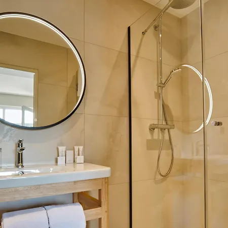 Hotel The Originals Boutique, Les Coulisses Du Théâtre, Saint-quentin Saint-Quentin (Aisne)