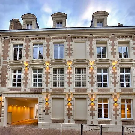 The Originals Boutique, 3 Etoiles Les Coulisses Du Theatre, Saint-quentin 3* 생캉탱